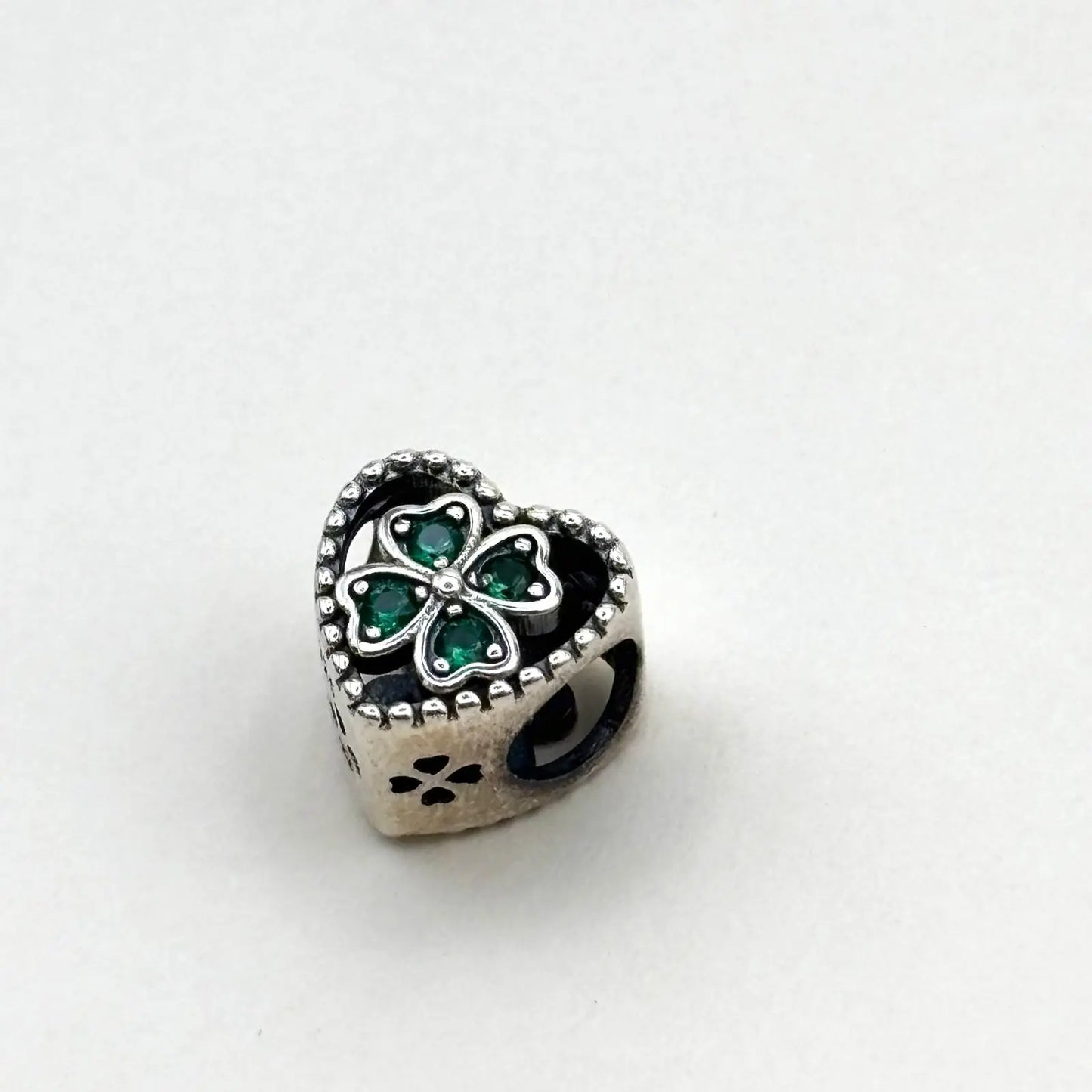Charms Pand'OR motif cœur et trèfle en argent sterling
