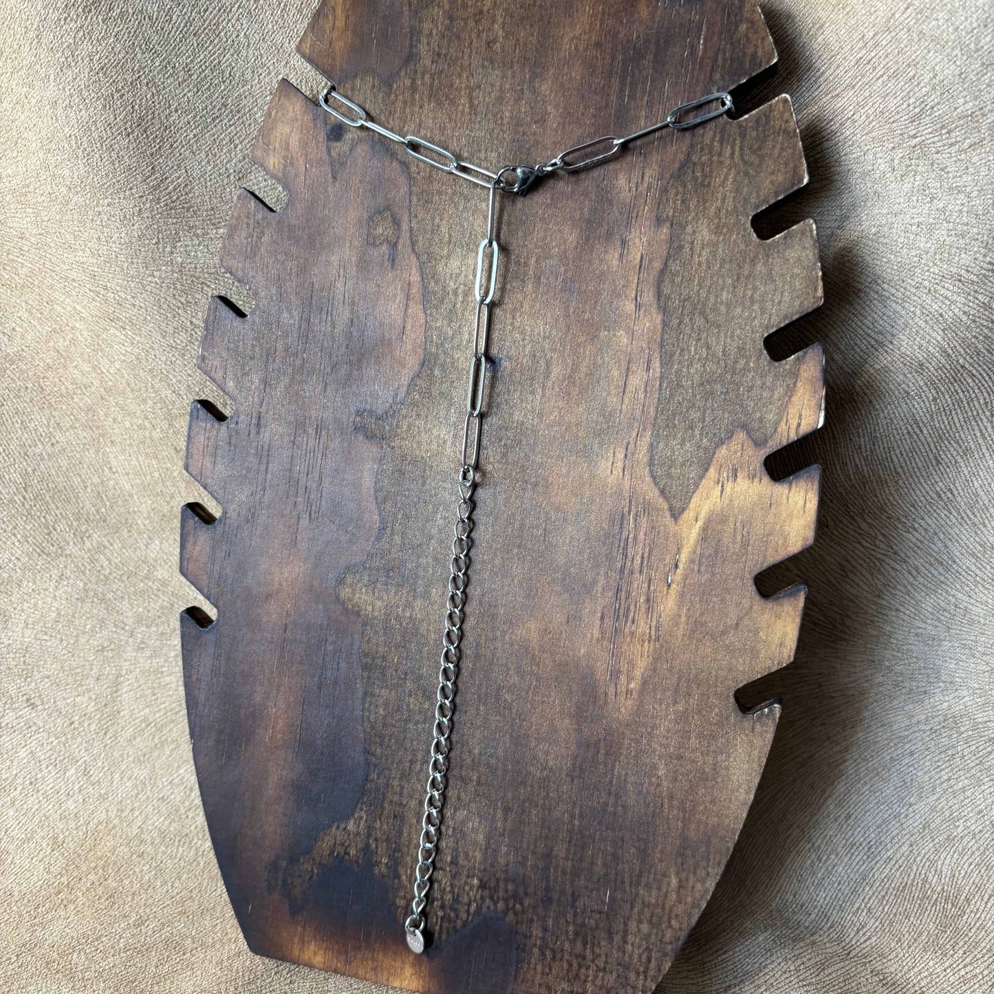 Collier doré |Maillons ovales | Motifs floraux fermoir |Acier inoxydable