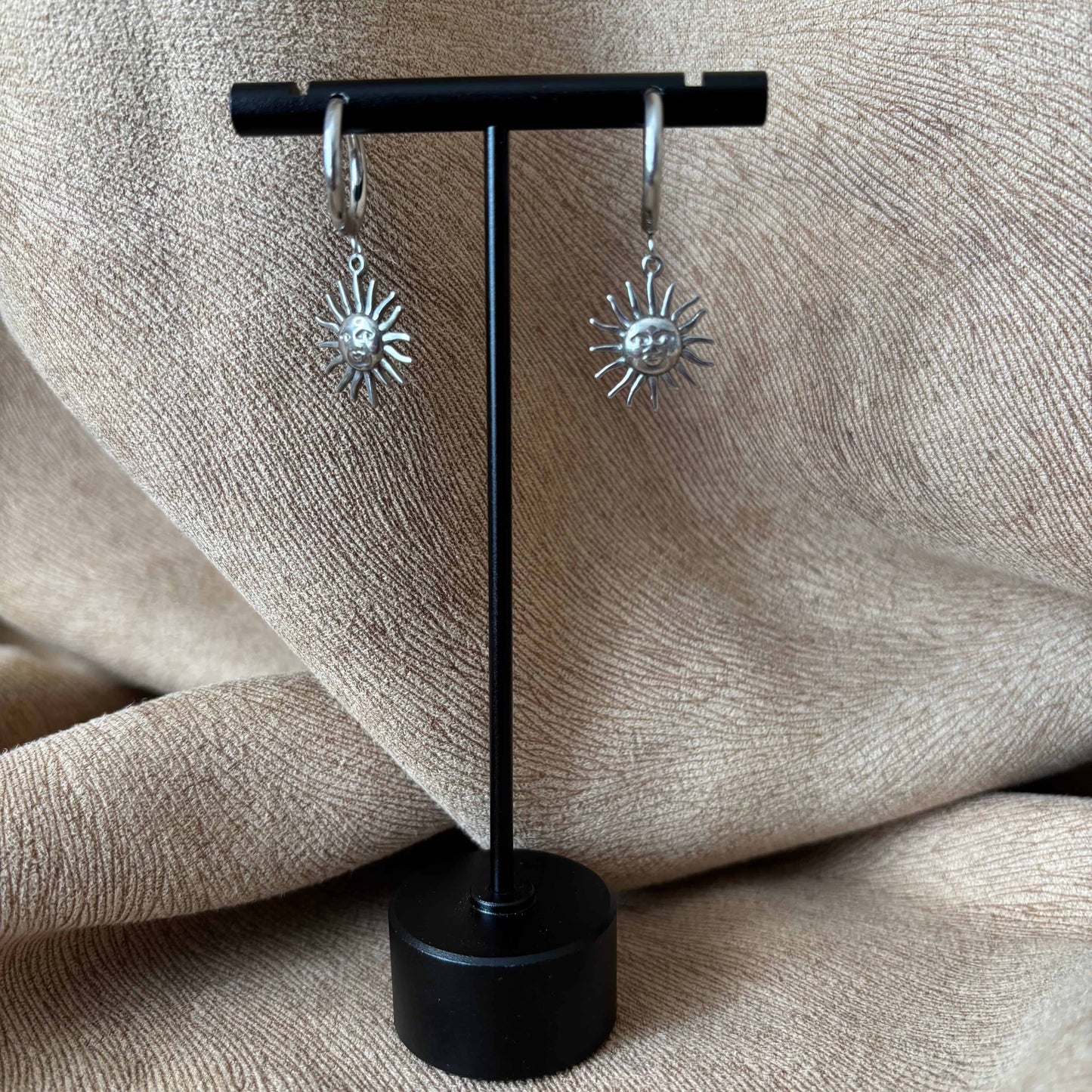 Boucles d'oreilles |Petites créoles | Avec soleil visage |argent - Acier inoxydable