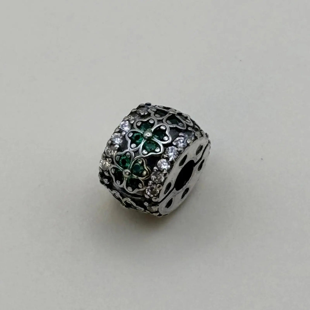 Charms Pand'OR en forme de trèfle avec des strass en argent Sterling 925