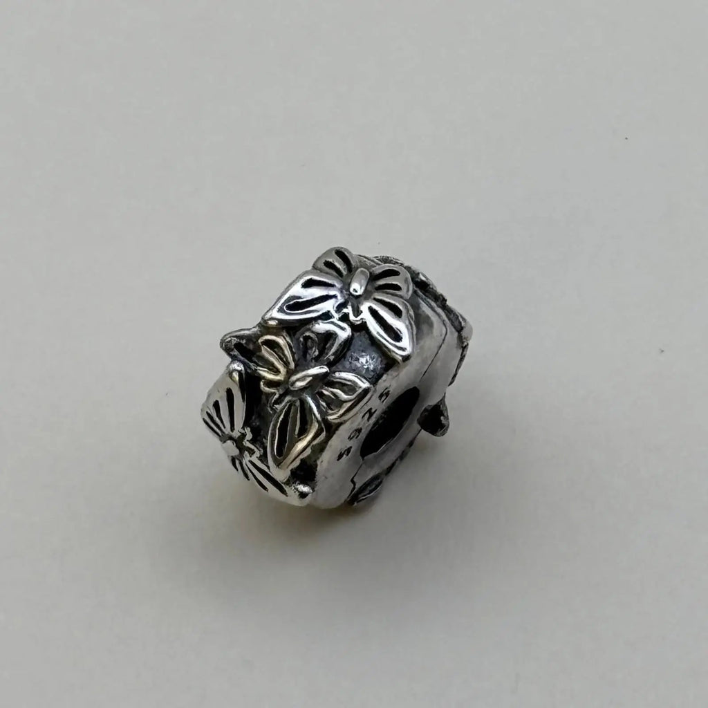 Charms Pand'OR argenté en forme de papillons en argent sterling
