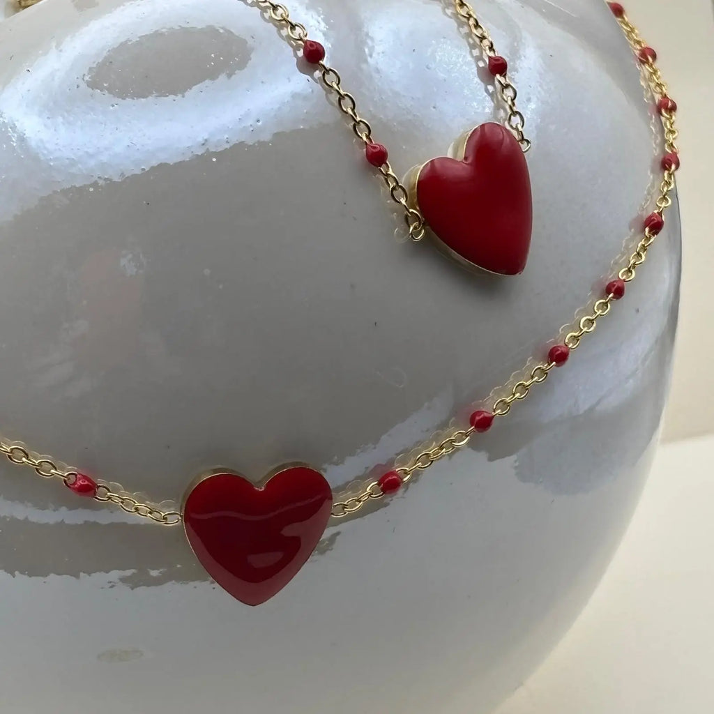 Parure collier un bracelet et boucles d'oreilles pendentif avec cœur coloré rouge