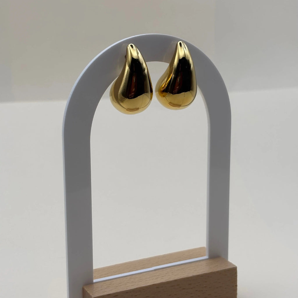 Boucles d'oreilles dorées en forme de goutte d'eau en acier inoxydable