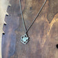 Collier | Sur chainette Fleur d'Hibiscus | argent de près | Acier inoxydable