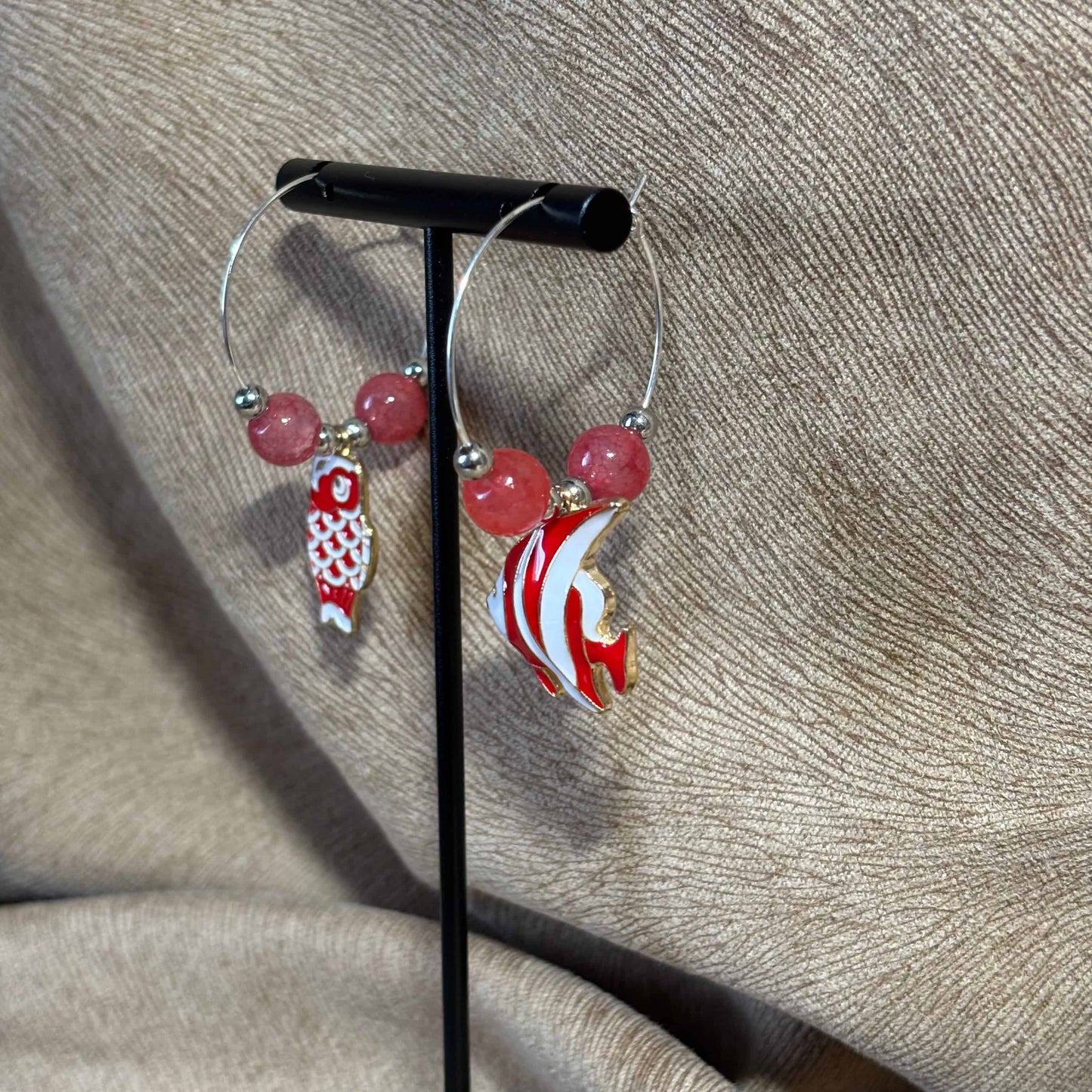 Boucles d'oreilles - créole breloque poisson scalaire et carpe koï Perles en acrylique