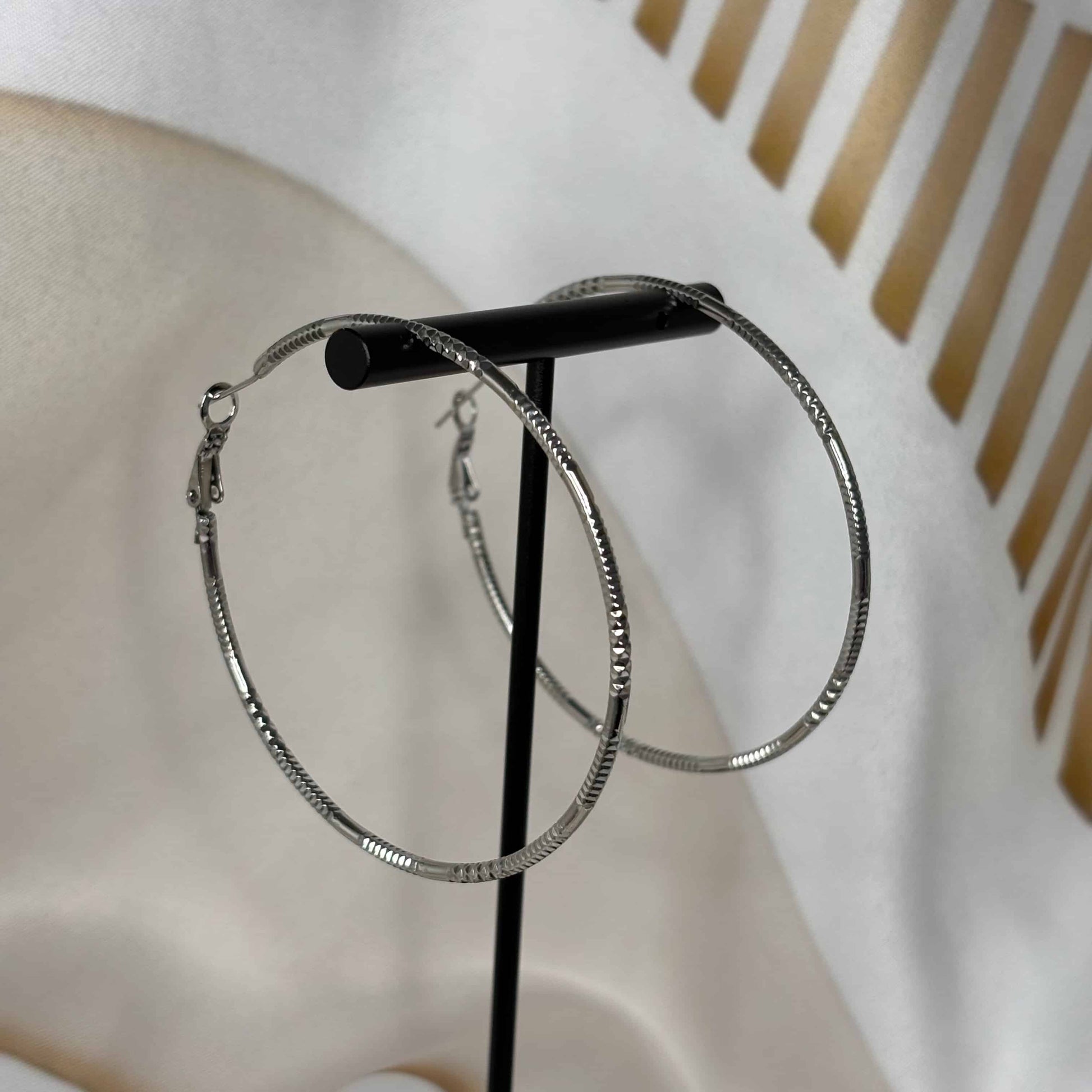 Boucles d'oreilles créoles | Anneau argentée