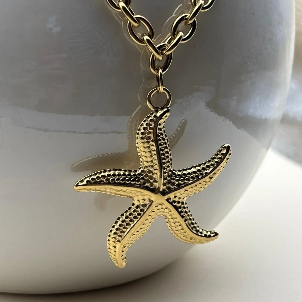 Collier doré pendentif en forme d'étoile de mer en acier inoxydable