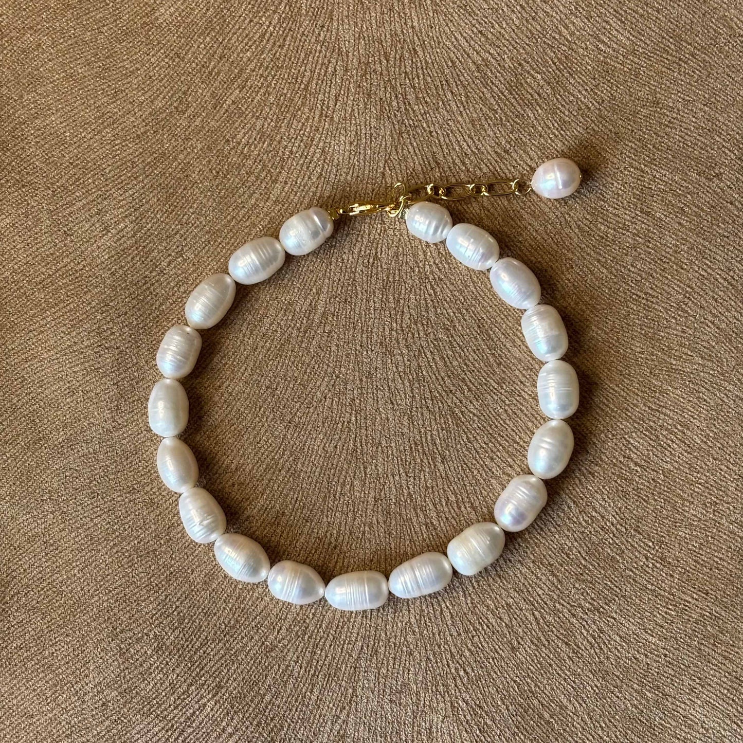 Bracelet de cheville
Perles d'eau douce blanche
