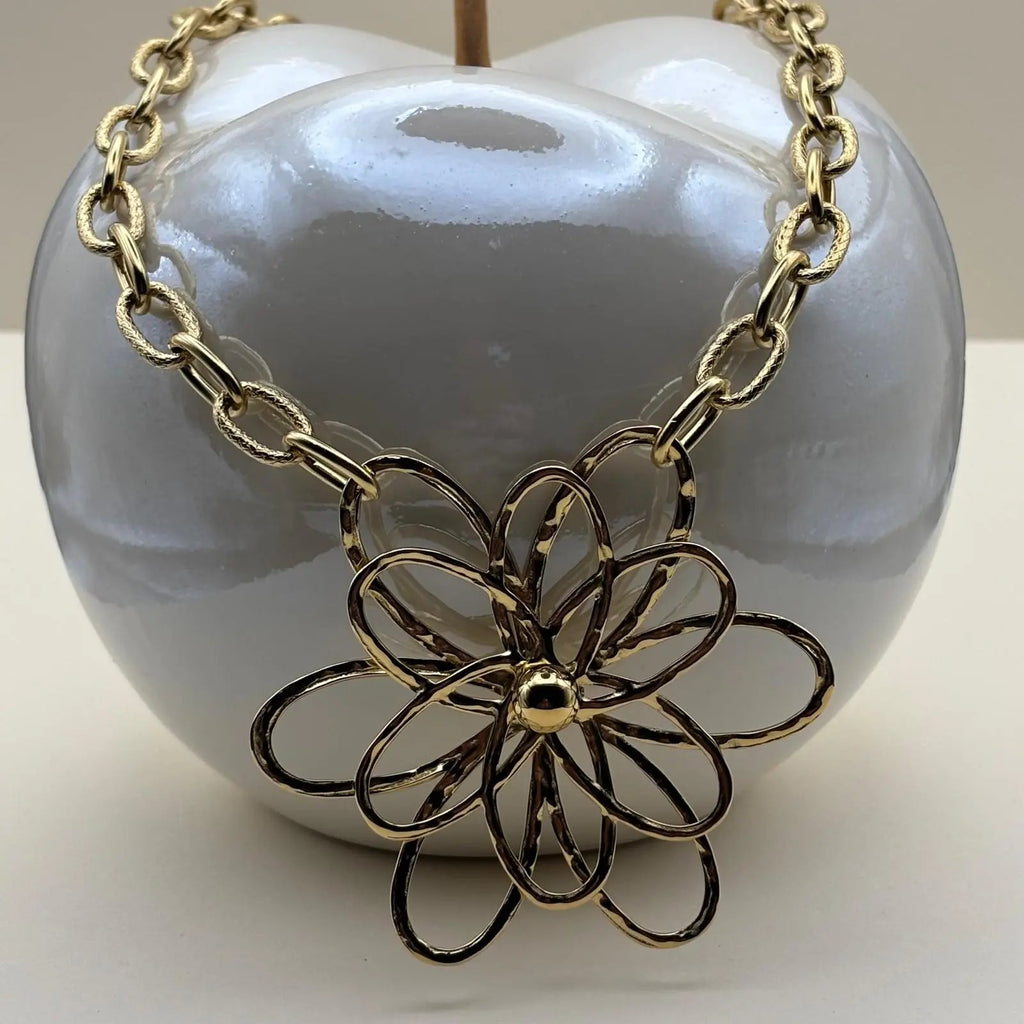 Collier doré avec chaine grands maillons et pendentif en forme de fleur en acier inoxydable