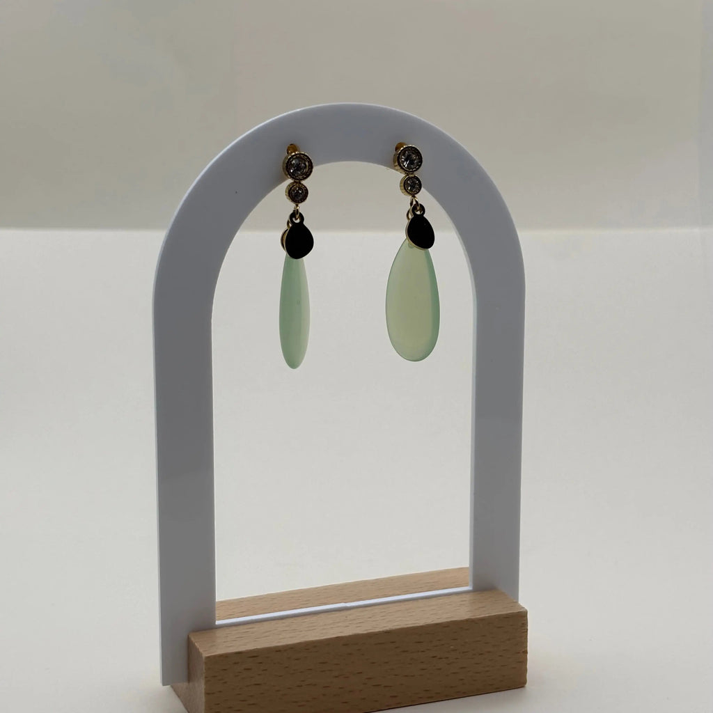 Boucles d'oreilles dorées avec motif goutte d'eau verte en acier inoxydable 
