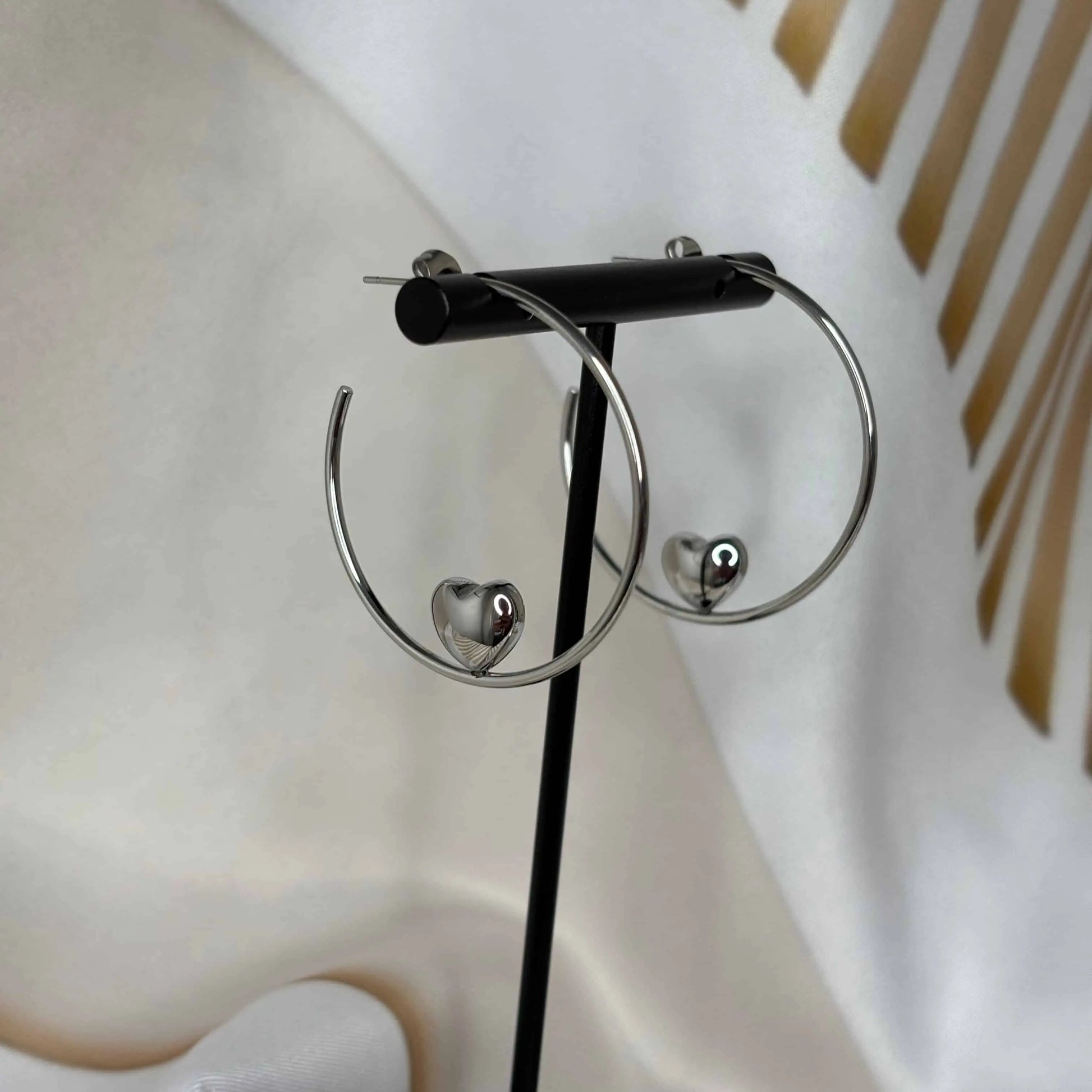 Boucles d'oreilles créoles |Motif en cœur argent | Acier inoxydable