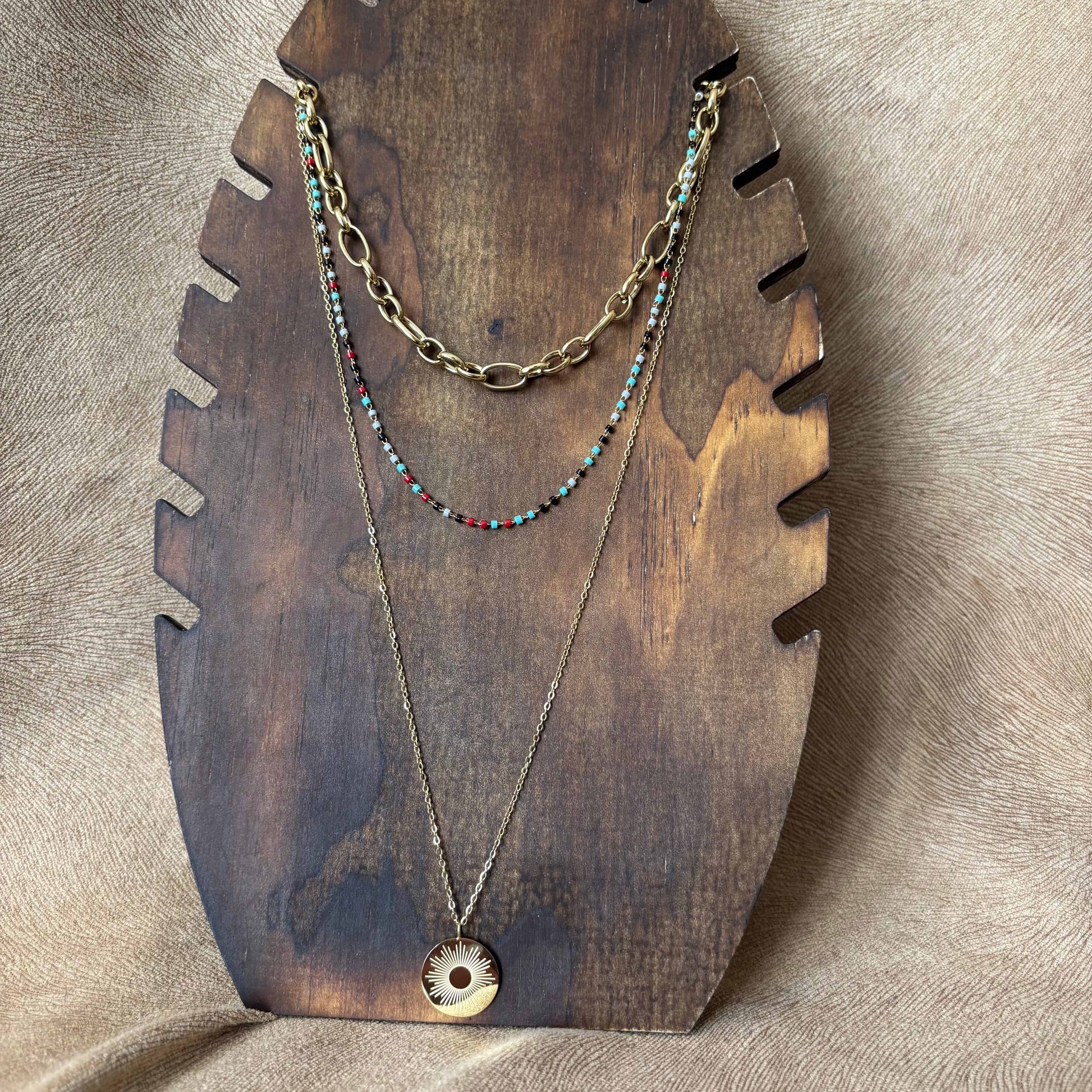 Collier multirang doré |Trois motifs différents soleil perles colorées chaines |Acier inoxydable