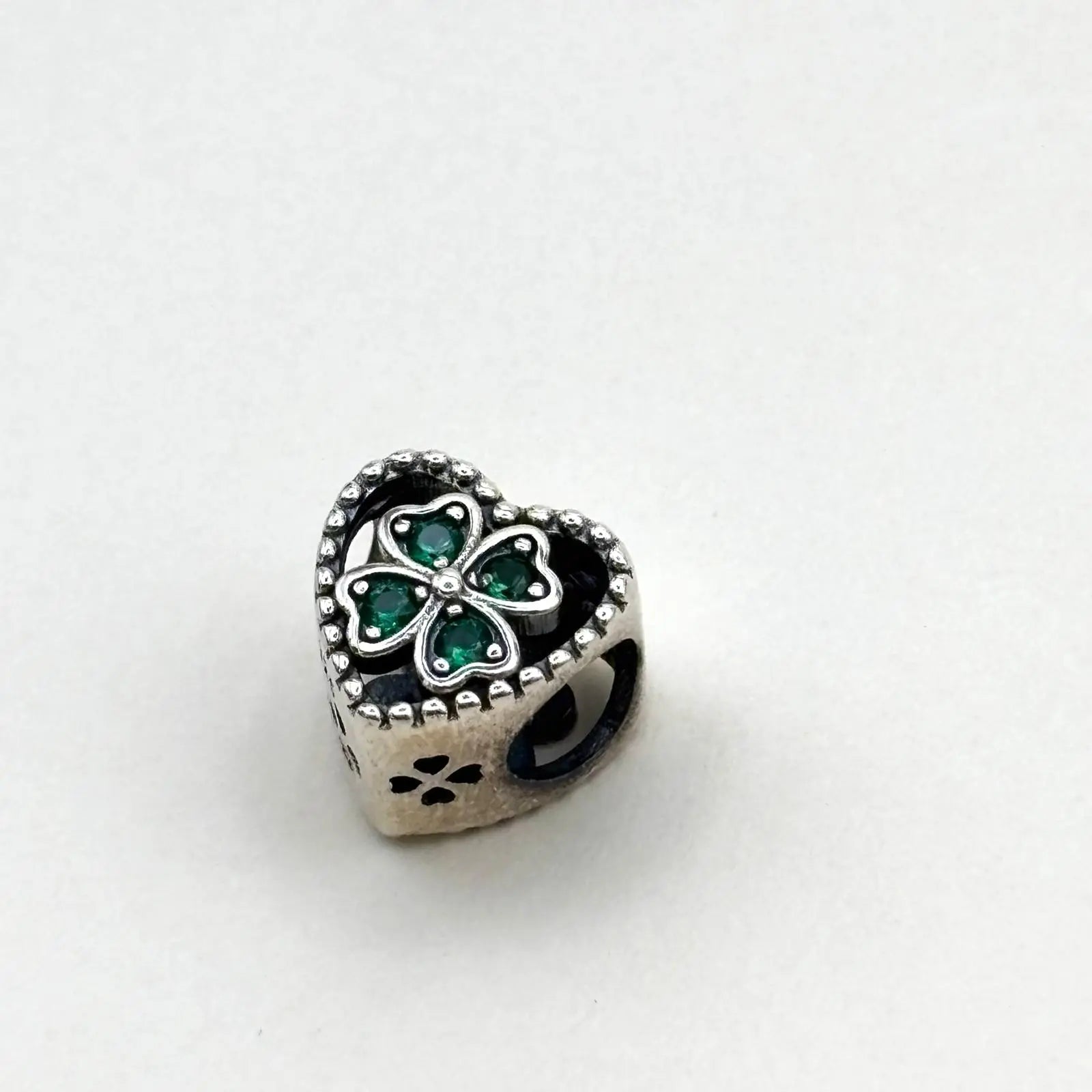 Charms Pand'OR motif cœur et trèfle en argent sterling