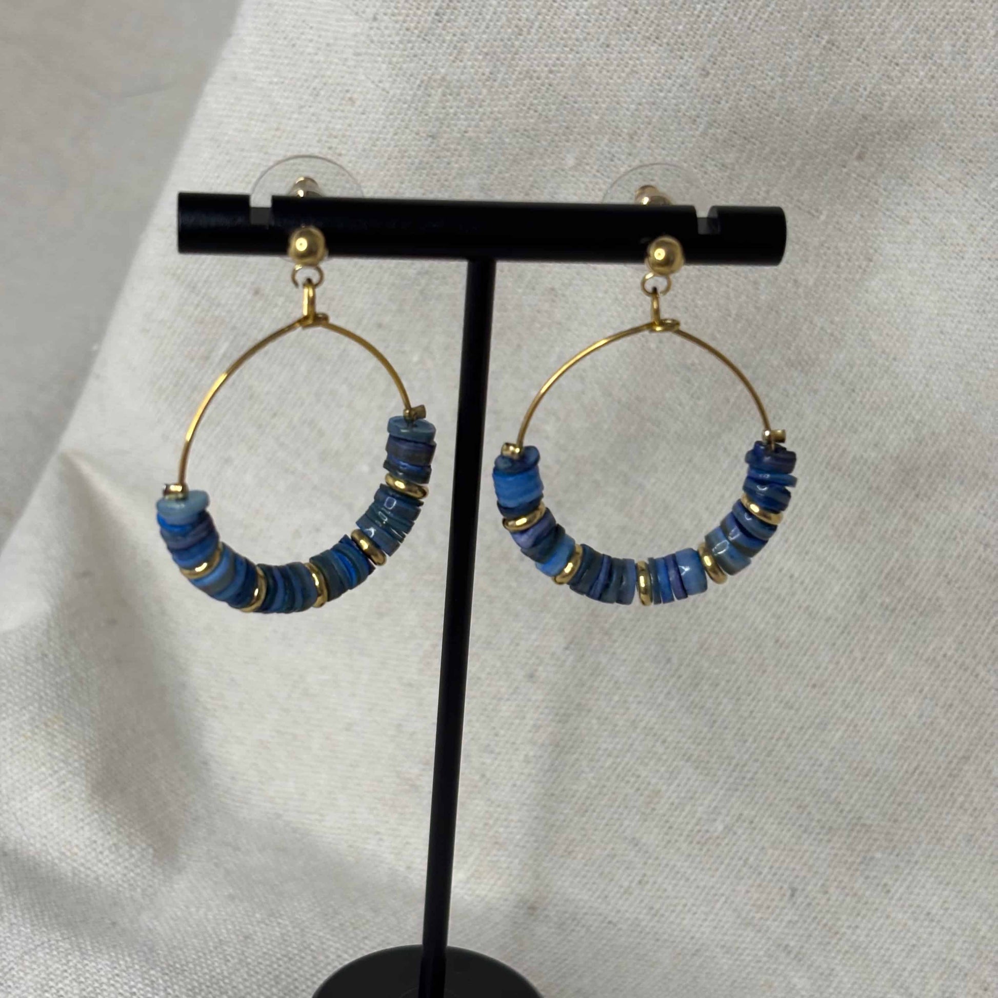 Boucles d'oreilles créoles | Perles colorées bleues | acier inoxydable
